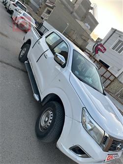 نيسان نافارا